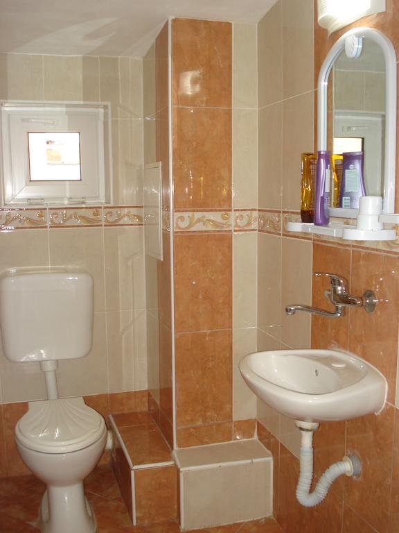 Hotel Moni 85 Family House à Sozopol Chambre photo