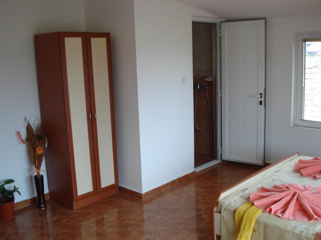 Hotel Moni 85 Family House à Sozopol Chambre photo